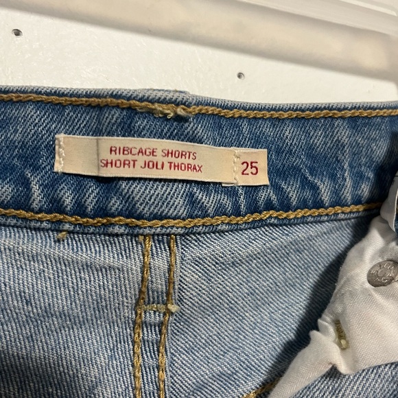 Levi’s ribcage shorts - Picture 5 of 7